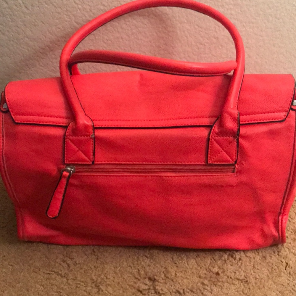 Purse - Picture 3 of 4